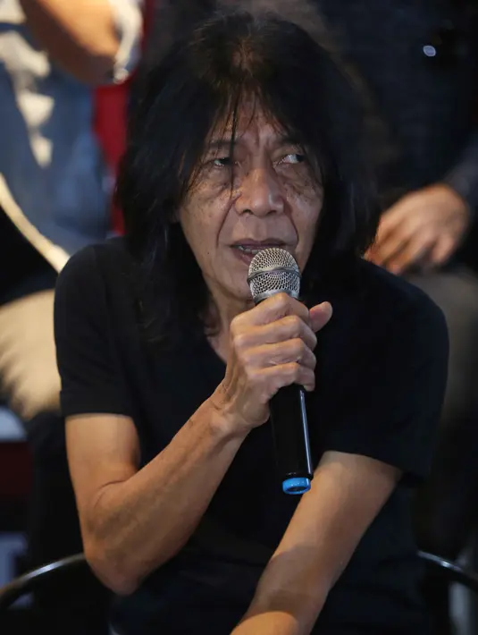 Ribuan peserta mengikuti audisi band rock dari 29 provinsi di Indonesia. Dari banyaknya peserta, akan diseleksi 40 band terbaik dan akan kembali menyaring hingga tinggal 8. (Nurwahyunan/Bintang.com)