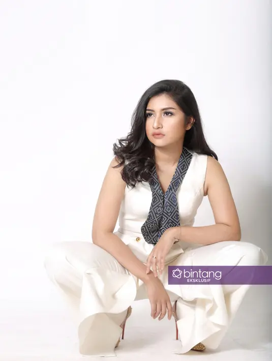 Wawancara eksklusif Bintang.com dengan Bianca Liza di kantor Bintang beberapa waktu lalu. Fotografer: Febio Hernanto, MUA: @vera_kusumadewi, Wardrobe: @ernestoabram, DI: Muhammad Iqbal Nurfajri/Bintang.com
