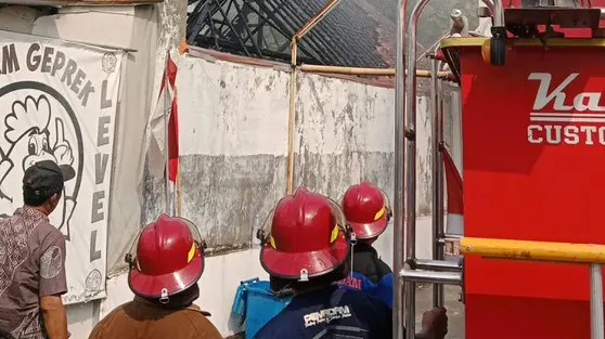 Warung Ayam Geprek Blora Mendadak Membara