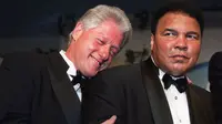 Clinton Hadir di Pemakaman Ali, Presiden AS Berikutnya Perempuan?