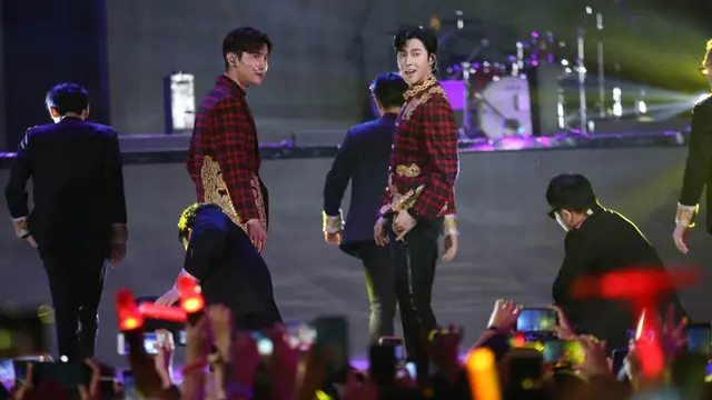 TVXQ menjadi penampil spesial di acara Korean Wave 2020 di Trans Studio Cibubur, Jawa Barat, Jumat (22/2/2020).