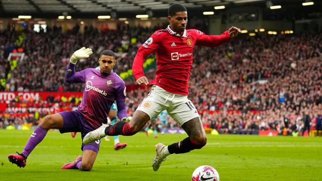 Liga Inggris: Casemiro Kartu Merah, Manchester United Gagal Kalahkan Southampton di Old Trafford
