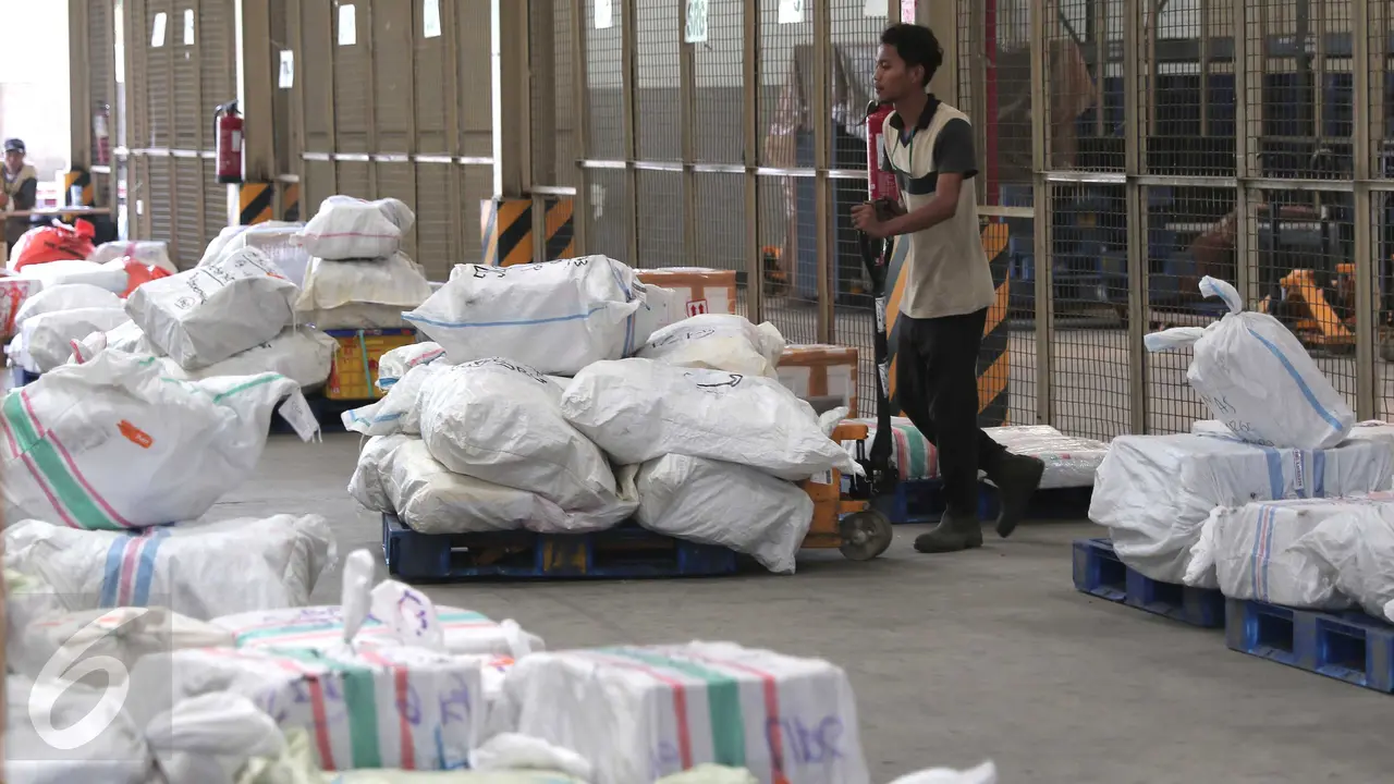 20151113-AP II Wacanakan Pembentukan Cargo Village di Bandara Soetta-Tangerang