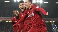 2. Keunggulan Liverpool - Liverpool tampil begitu perkasa dihadapan pendukungnya sendiri. Jelang laga, Liverpool unggul 16 poin dari man United yang berada di peringkat keenam. (AFP/Paul Ellis)