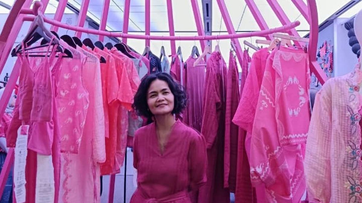 PIFW 2025, Ajakan Kembali ke Tradisi Lewat Koleksi Puspa Sejauh Mata Memandang
