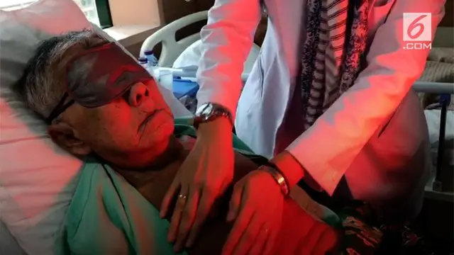Seorang Kakek jemaah haji di rawat di Klinik Haji Indobesia akibat menderita gangguan pada paru-parunya. 