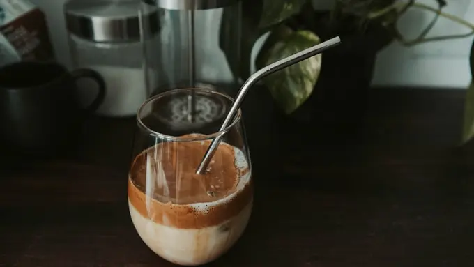 Ilustrasi Dalgona Coffee