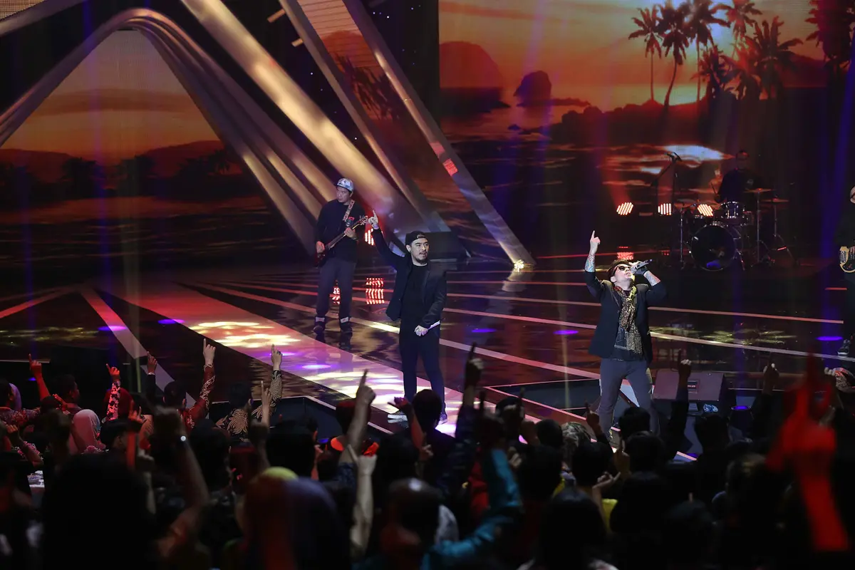 [Bintang] Saint Loco