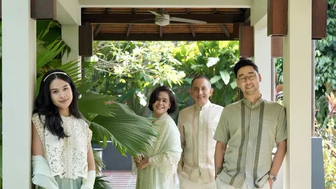 Keluarga maudy ayunda lebaran