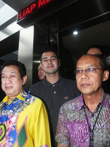 Anwar Fuadi Jadi Saksi Perdamaian Raffi Ahmad News Entertainment Fimela Com
