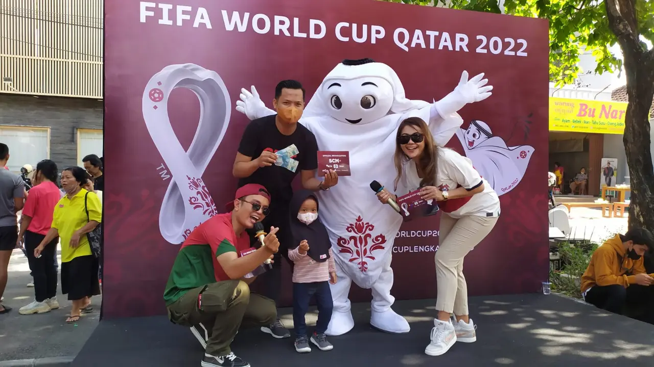 Maskot Piala Dunia La'eeb Ramaikan CFD Jl Slamet Riadi