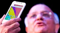 Ponsel pintar Freedom 251 dijual setara dengan Rp 49 ribu (AP)