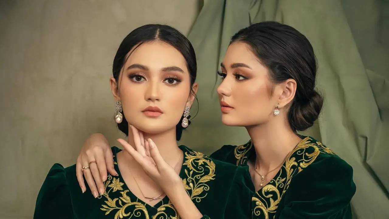 Bak Anak Kembar, Zoe & Laura Abbas Tampil Anggun dalam Kebaya Velvet Hijau di Pemotretan Terbaru