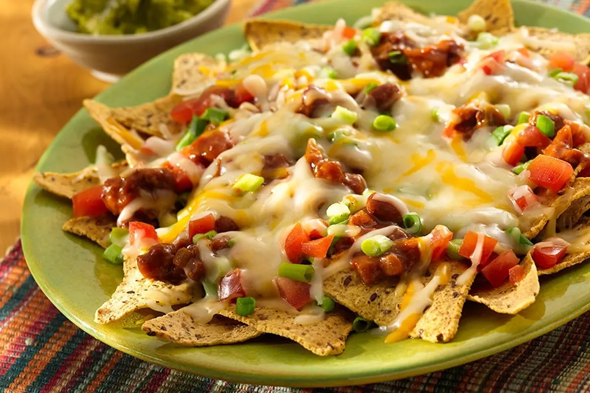 [Bintang] Resep Cheesy Nachos untuk Manjakan Keluarga