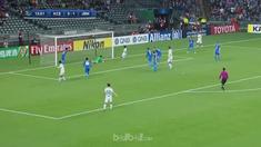 Berita video eks striker Manchester United, Diego Forlan, merasakan dibantai 6 gol di Liga Champions Asia 2018. This video presented by BallBall.