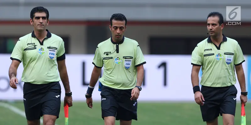 Wasit Asal Iran Pimpin Laga Persija Lawan PSM Makassar