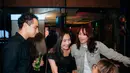 Prilly Latuconsina dan Omara Esteghlal berhasil mencuri perhatian publik dengan penampilan mereka yang serasi saat menghadiri acara dinner akhir tahun 2024 Manajemen Artis Iruma.  [@omara.esteghlal ].