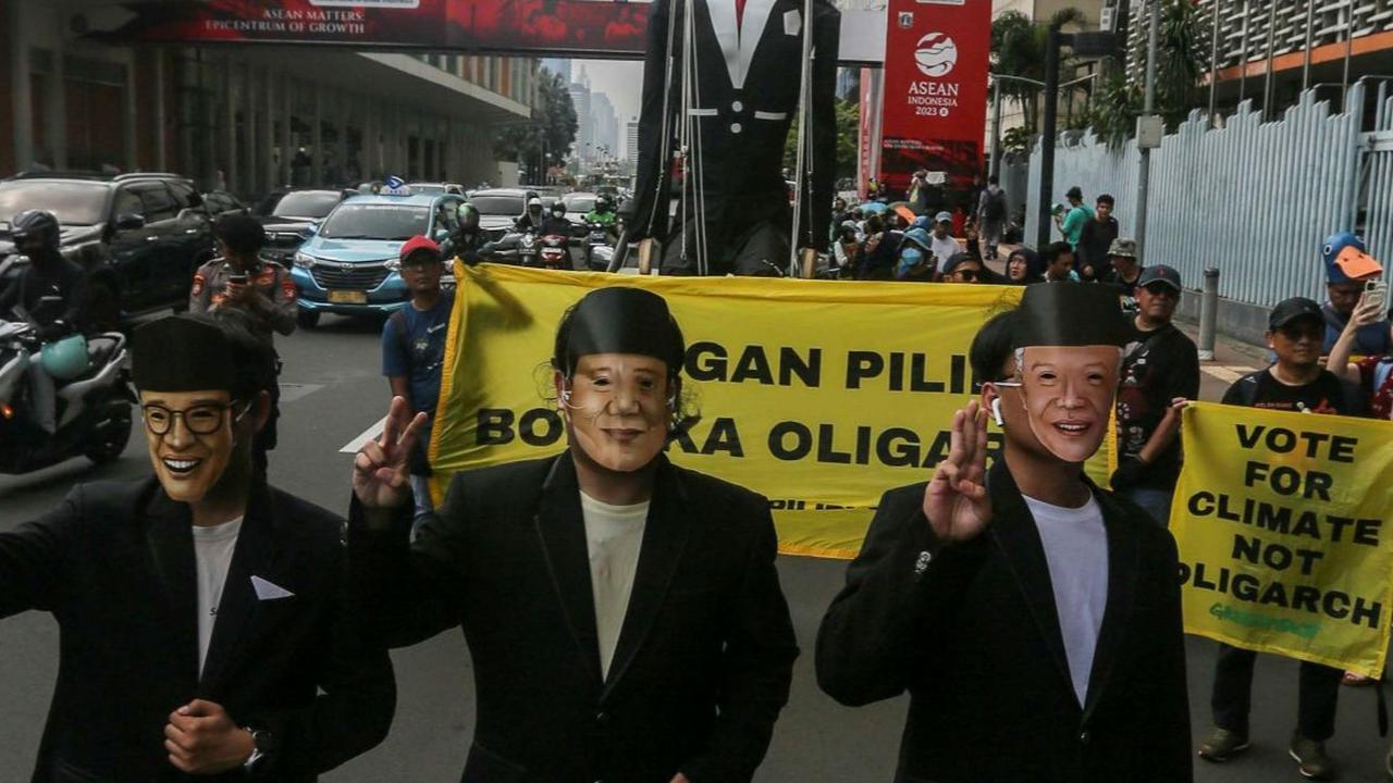 Mereka juga menyerukan agar warga lebih cerdas dalam memilih capres dan cawapres 2024. Foto: liputan6.com / Angga Yuniar