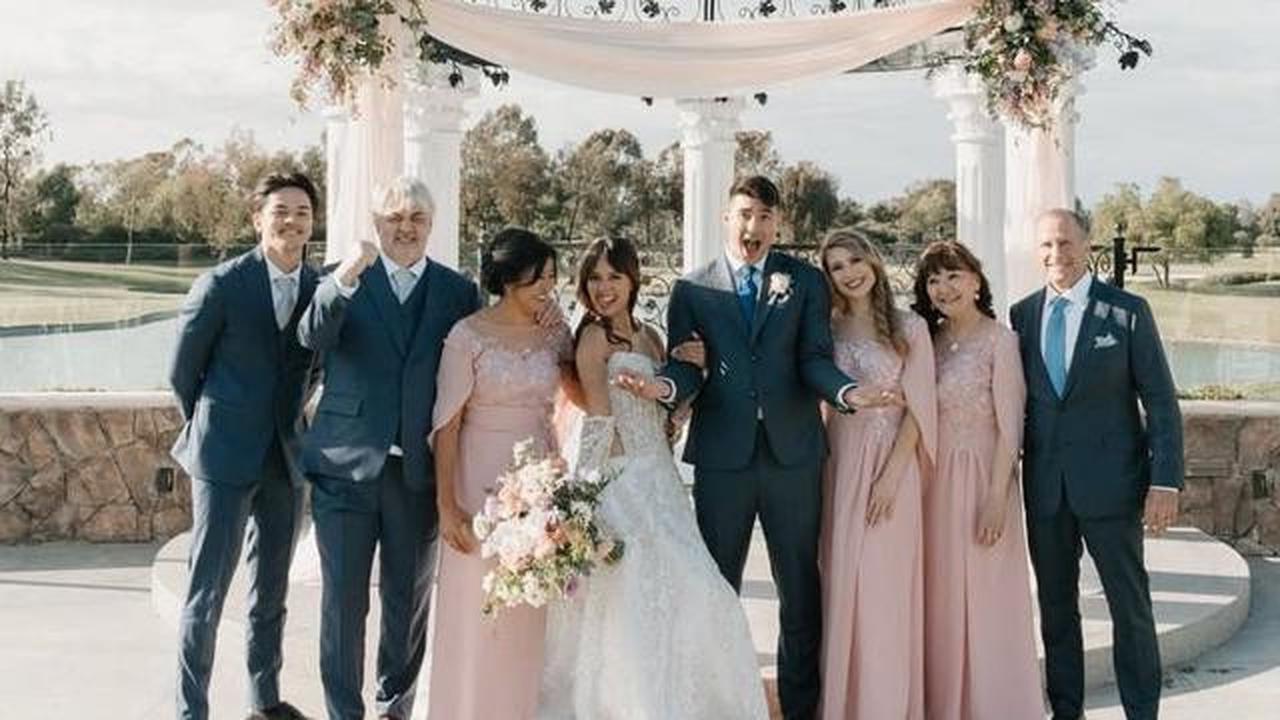 Deretan Foto Pernikahan Aurelie Moeremans, Momen Bahagia Bersama Keluarga Tercinta
