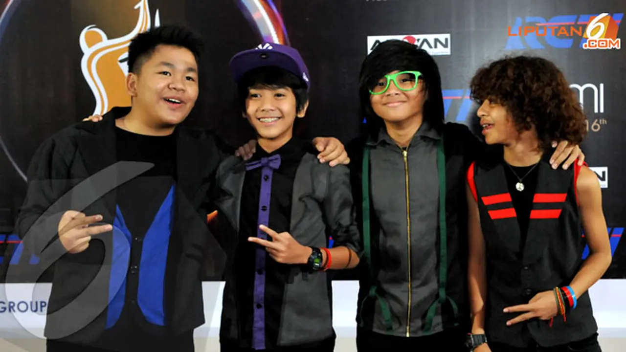 coboy-junior-130720c.jpg
