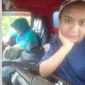 Inilah cerita Rukhayati, janda cantik asal Sumsel yang kini memilih untuk jadi sopir truk. (Foto: Facebook Yunu Rusmini)