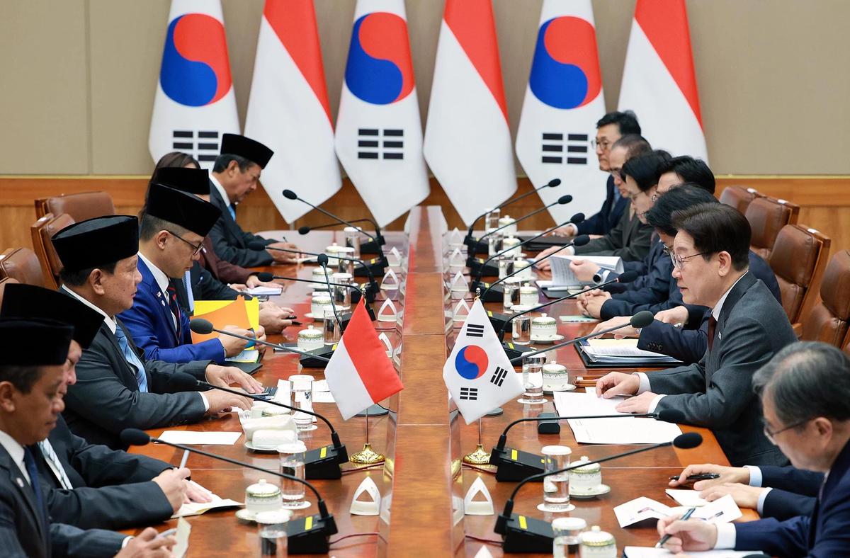 FOTO: Presiden Prabowo Gelar Pertemuan Tingkat Tinggi dengan Presiden Korea Selatan