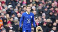 Pemain anyar Chelsea yang dibeli seharga 100 juta euro, Mykhailo Mudryk saat laga big match di pekan ke-21 Premier League 2022/2023 antara Liverpool melawan Chelsea yang berlangsung di Anfield, Sabtu (21/1/2023). (AP Photo/Jon Super)