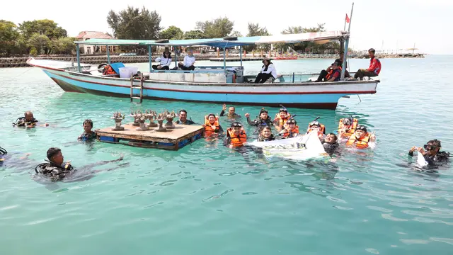 OASIS (Ocean Awareness for Environmental Sustainability)