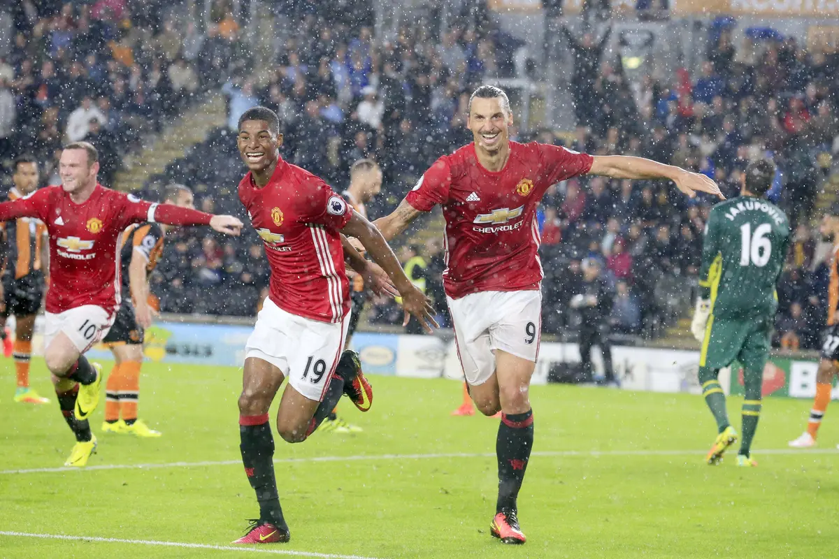 Manchester United Taklukkan Hull City di Menit Akhir 