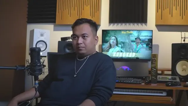 Komposer Lagu Vicky Prasetyo