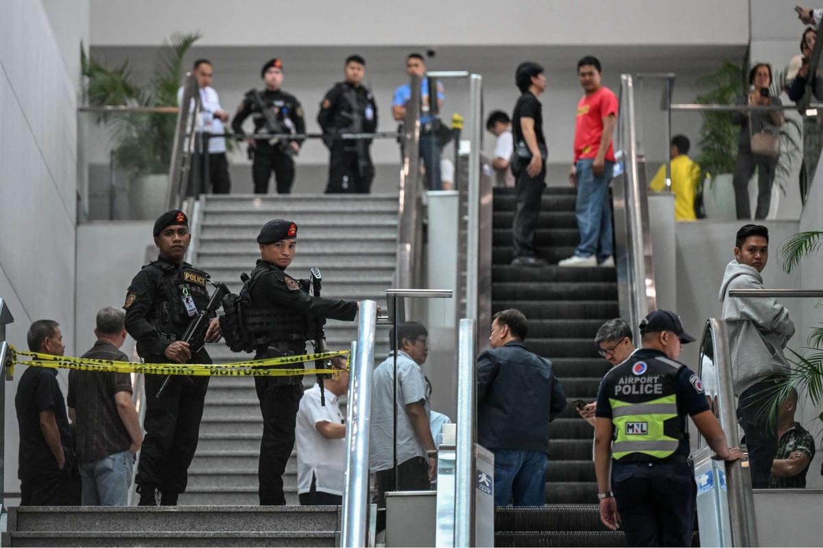 Bandara Manila dijaga ketat saat penangkapan mantan Presiden Filipina Rodrigo Duterte