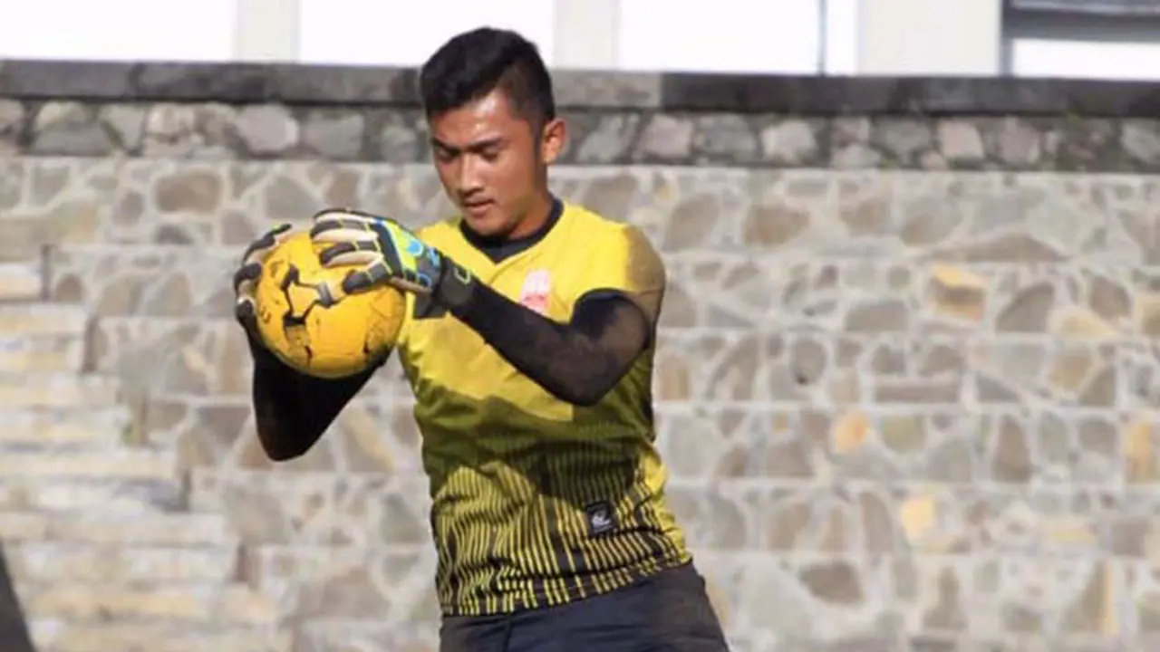 Persis Solo
