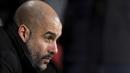 Ekspresi pelatih Manchester City, Pep Guardiola saat menyaksikan timnya melawan AFC Bournemouth pada lanjutan Premier League di Vitality Stadium, Bournemouth, (13/2/2017). Manchester City menang 2-0. (Andrew Matthews/PA via AP)