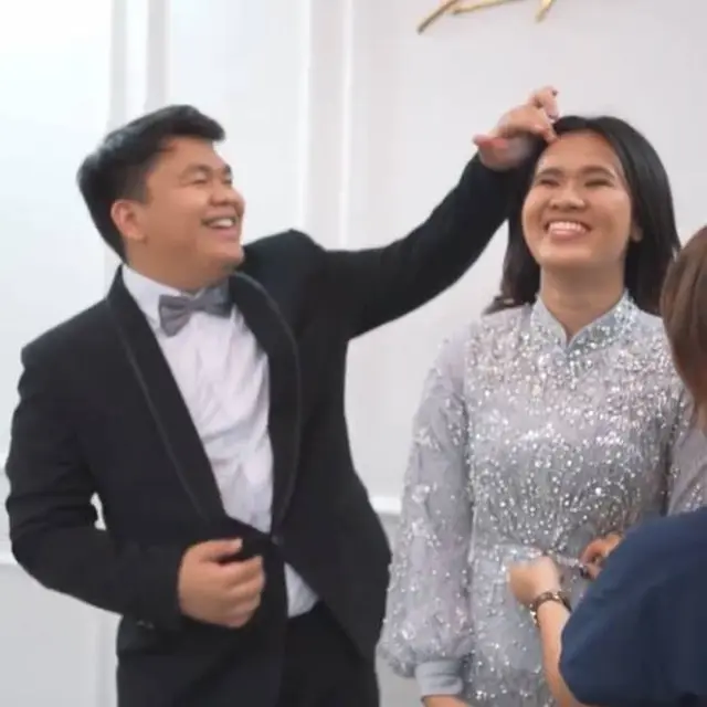 Segera Menikah, Ini 7 Momen Kiki Eks CJR dan Kekasih Coba Baju Pengantin