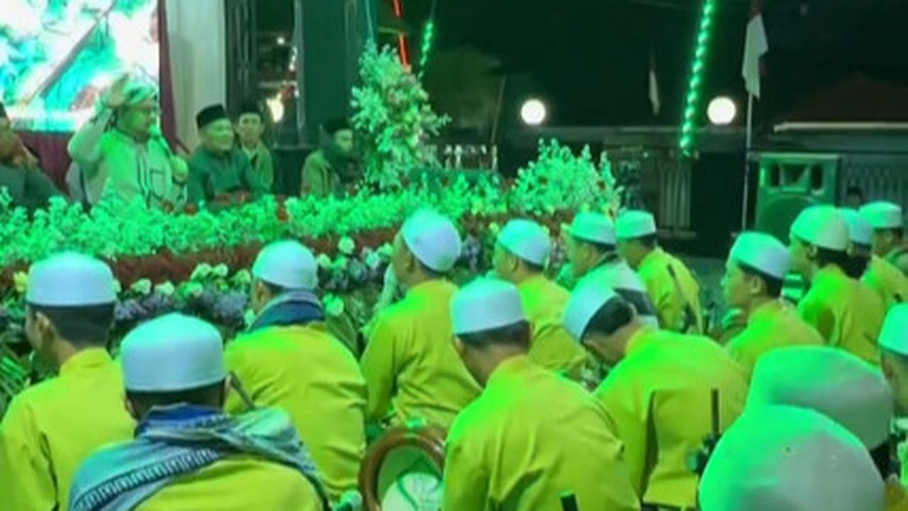 Capai 12 Derajat, Momen Pagelaran Salawatan di Dieng Ini Curi Perhatian