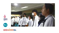 Pelatihan dan pendidikan (Diklat) dan Sertifikasi Operator Penyaliran Tambang Terbuka dan Diklat dan Sertifikasi Pemetaan Tambang Terbuka (Juru Ukur Tambang) bagi mahasiswa tingkat akhir PEP Bandung.
