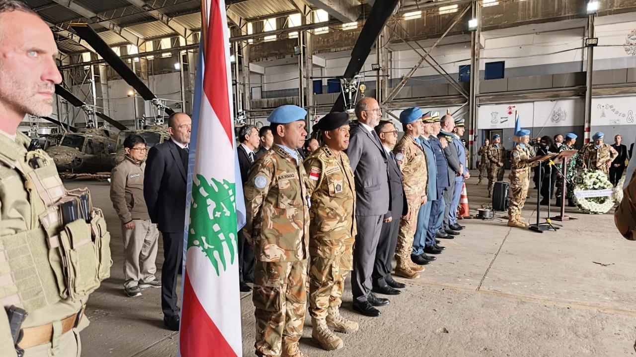 FOTO: Penghormatan Terakhir  Tiga Prajurit TNI yang Gugur di Lebanon