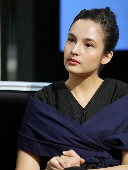 Karakter itu pernah di mainkan pemeran kelahiran Washington, 22 tahun silam itu. Film Pingky Promise,  yang bercerita tentang pejuang kanker itu dirasa lebih sulit. Meski demikian, ia berusaha memberikan yang terbaik. (Adrian Putra/Bintang.com)