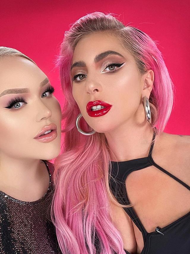 Nikkie bersama Lady Gaga (Instagram/ nikkietutorials)
