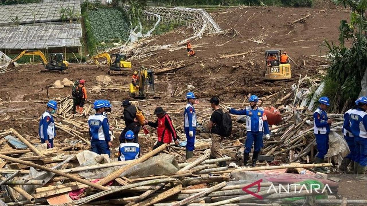 Basarnas Resmi Tutup Operasi SAR Cisarua, 101 Kantong Jenazah Dievakuasi