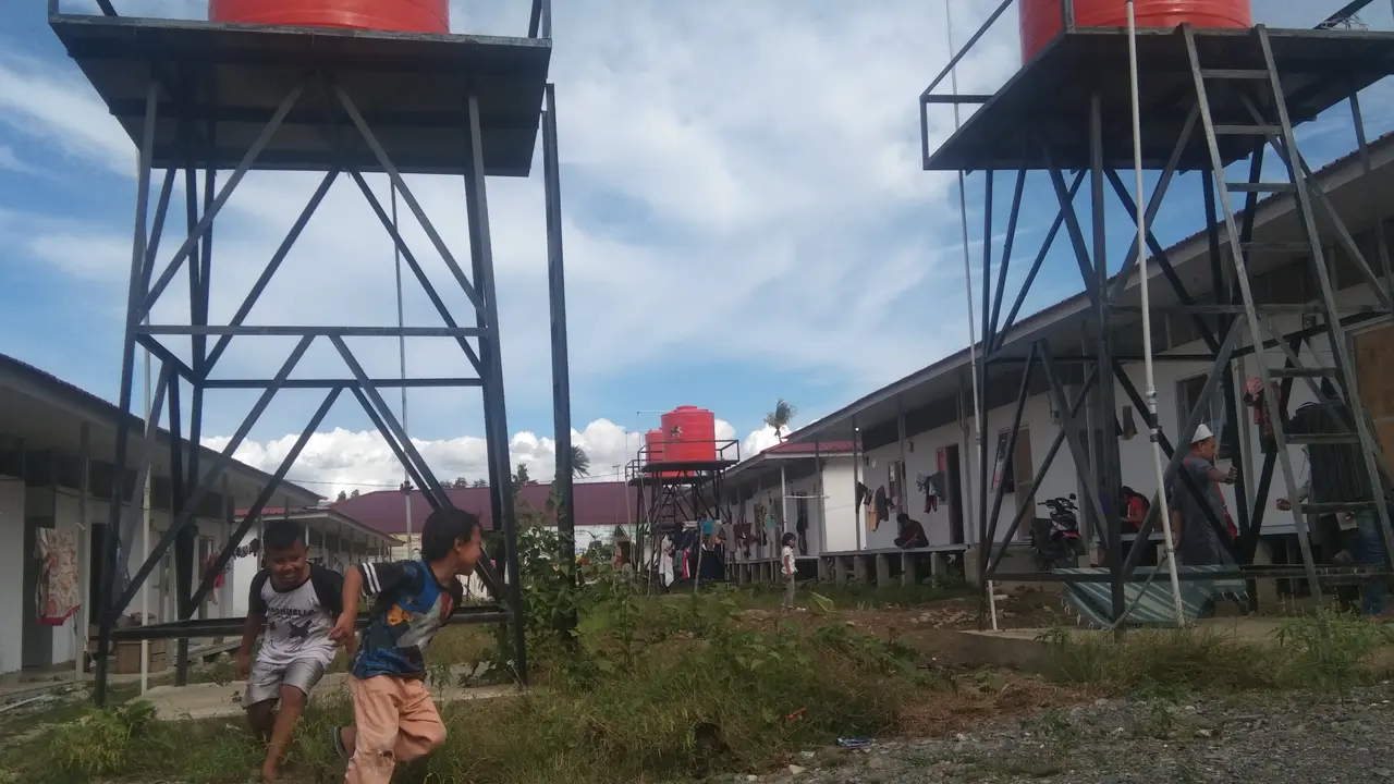 Kondisi Huntara Jalan Buvu Kulu, Kelurahan Kabonena, Kecamatan Ulujadi, Palu. (Foto: Liputan6.com/Heri Susanto)