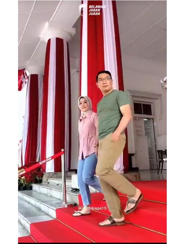 6 Potret Ridwan Kamil Kemasi Barang Pribadi di Rumah Dinas Gubernur, Penuh Haru