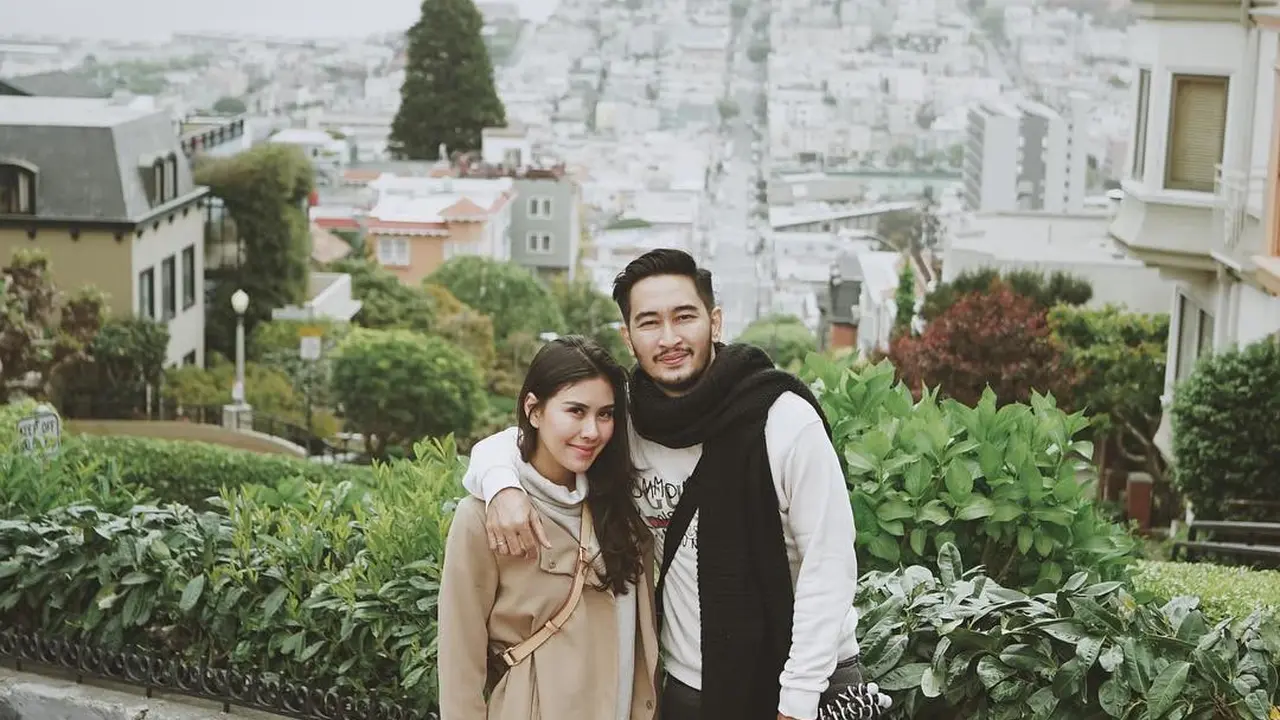 [Bintang] Syahnaz Sadiqah dan Jeje Govinda