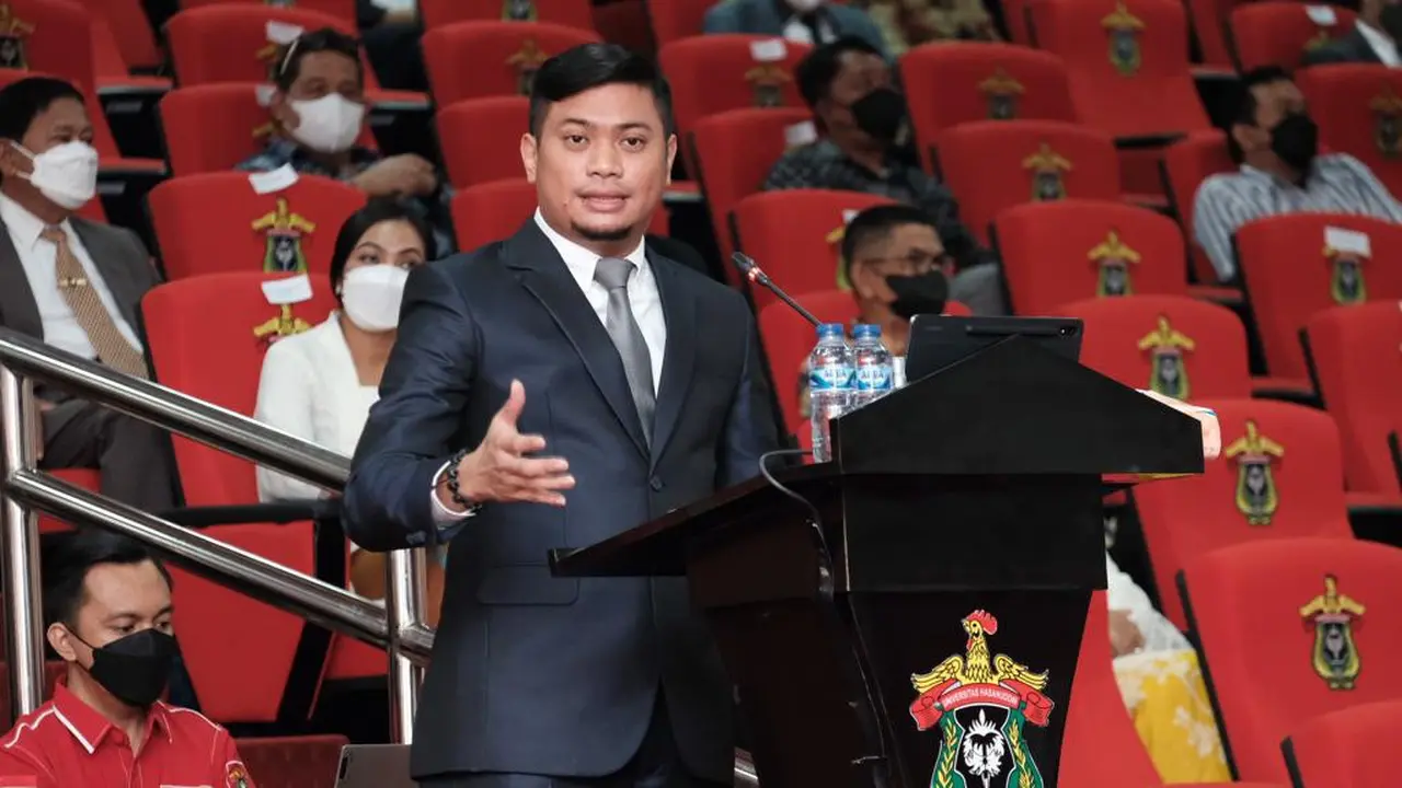 Kaji Aturan Perseorangan di Pilkada, Bupati Adnan Raih Gelar Doktor dengan IPK 4,00