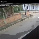 Terekam CCTV, Aksi Pria Bawa Kabur Ponsel 2 Bocah