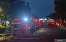 Misteri di Balik Api: Ternyata Gedung Gegana Kosong Saat Kebakaran Gedung Gegana, 60 Personel Dikerahkan