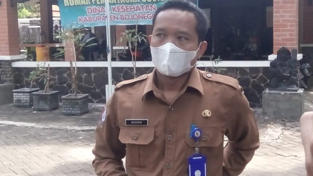 Juru Bicara Tim Gugus Satgas Penanganan Covid-19 Pemkab Bojonegoro, Masirin. (Ahmad Adirin/Liputan6.com)
