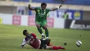 Aksi pemain Persebaya United, Ilham Udin Armayn, dalam lanjutan Piala Presiden 2015 di Stadion Si Jalak Harupat, Bandung. Kamis (10/9/2015). (Bola.com/Vitalis Yogi Trisna)