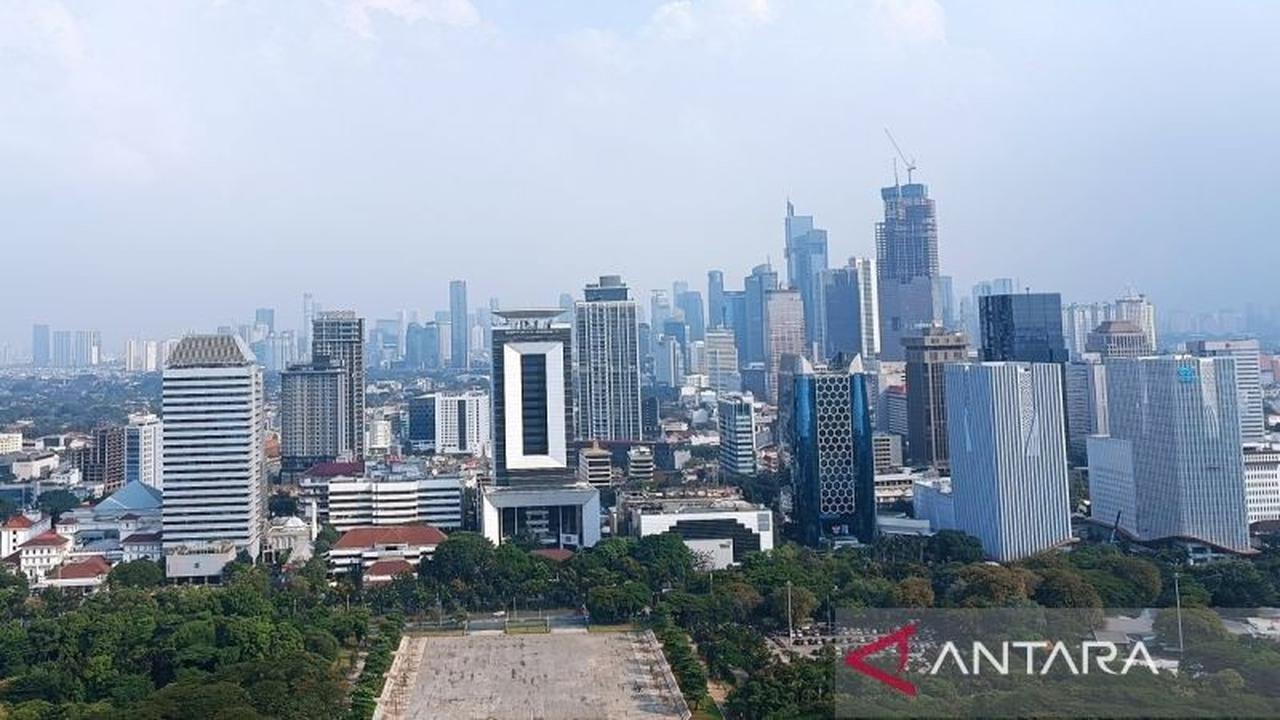 Waspada Sejak Pagi! Hujan Petir Jakarta Diprediksi Landa Sebagian Besar Wilayah pada Kamis, 2 Oktober 2025