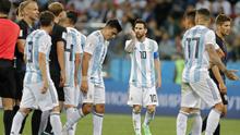 Para pemain timnas Argentina setelah dilumat Kroasia. (AP Photo/Ricardo Mazalan)